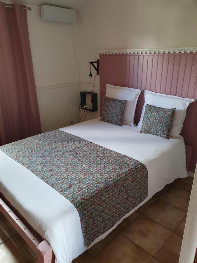 Chambres Et Table D'Hote Les Hortensias La Plaine des Cafres Eksteriør bilde